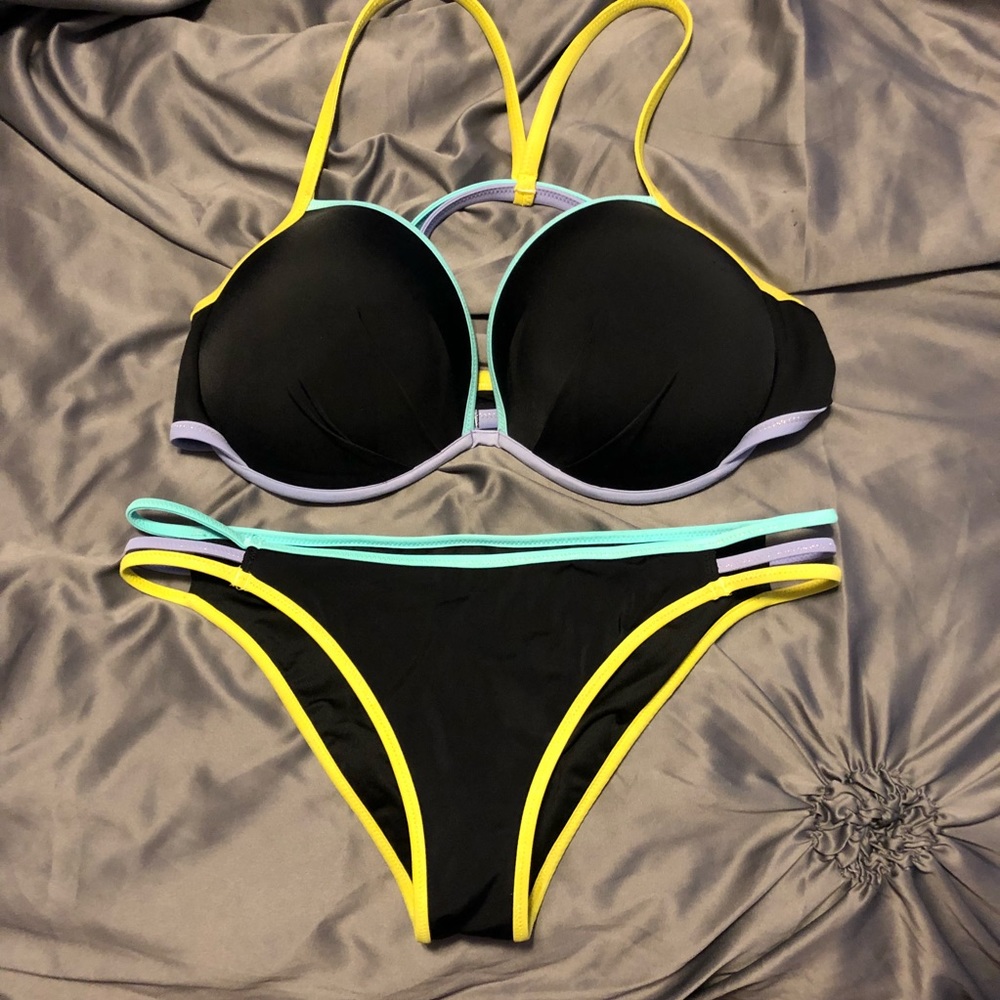 Matching bikini set from VS